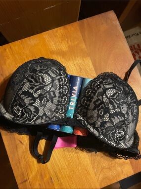 Victoria's Secret Black Lace Push-Up Bra